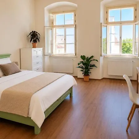 Apartamento Resistance Square - Kutná Hora